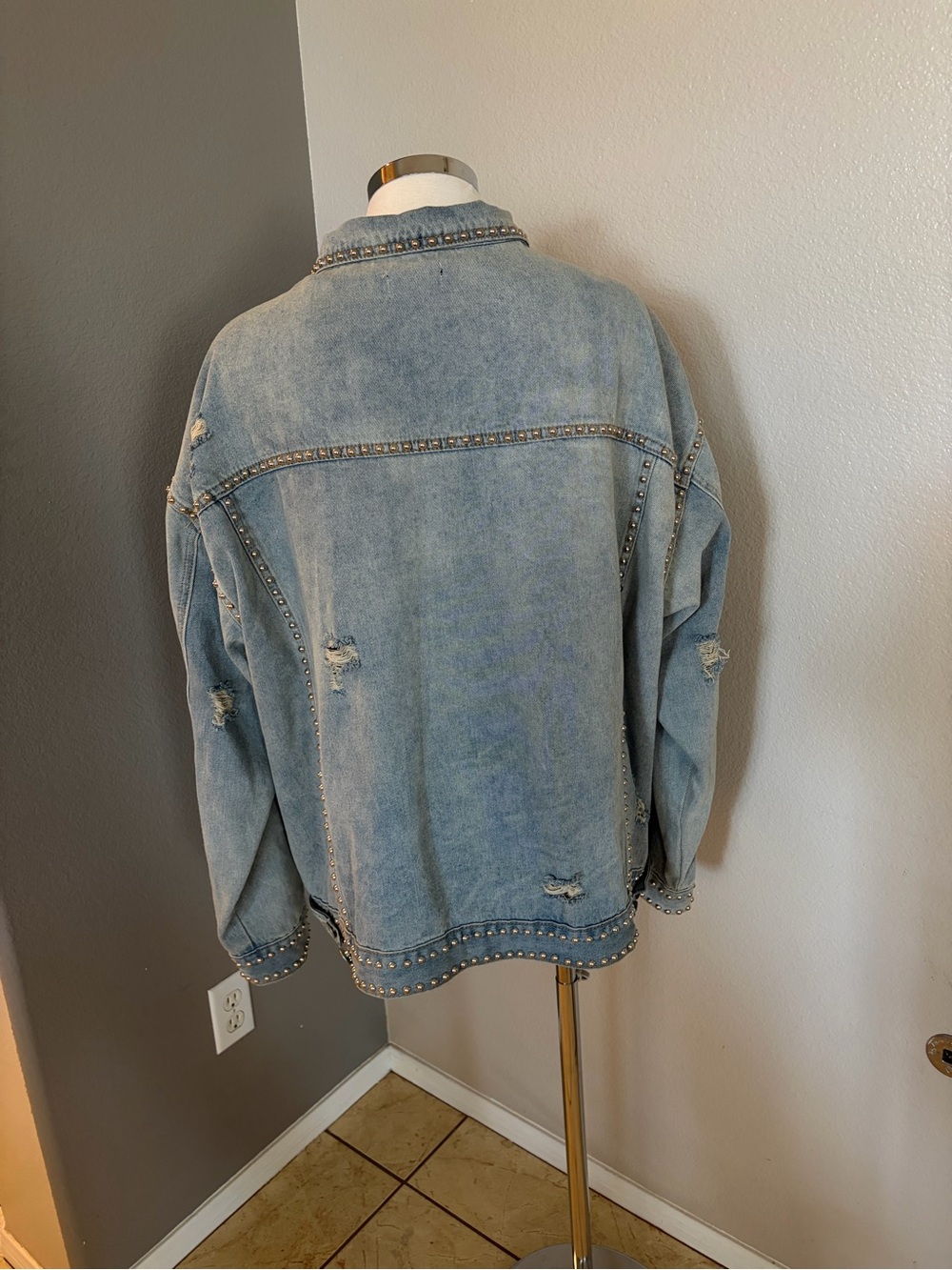 Vici Denim Jacket - Picture 11 of 12
